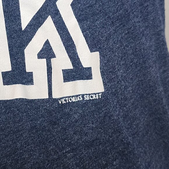 Victoria's Secret Navy Heather Sweet Pink Rainbow V Neck Short Sleeve Tee Size M - Picture 8 of 16